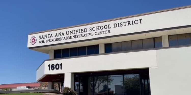 Santa Ana Unified School District (SAUSD)