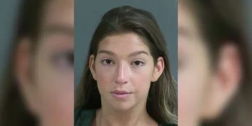 Photo provided by the Charleston County Sheriff's Office, in South Carolina, shows Jamie Lee Komoroski. (Charleston County Sheriff's Office)