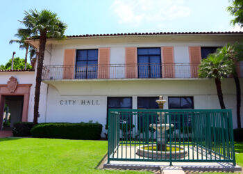 City Hall at 6550 Miles Ave, Huntington Park, California