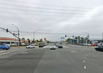 Corner of Tustin Street and Chapman Avenue (Google Maps).