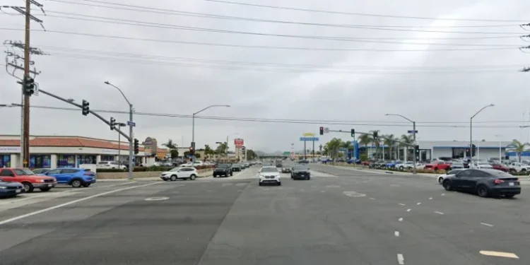 Corner of Tustin Street and Chapman Avenue (Google Maps).